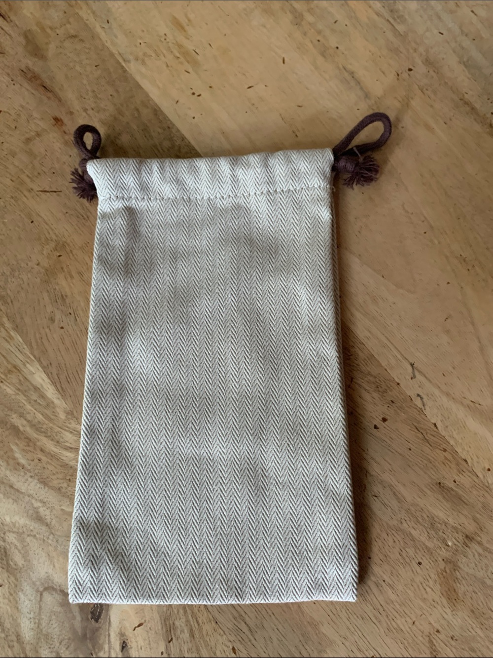 HERMÈS Cream Drawstring Pouch - Picture 2 of 3
